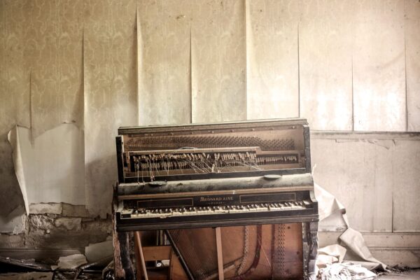 Urbex piano déstructuré