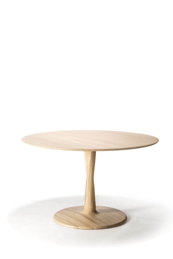 Table repas Torsion chêne verni Ethnicraft