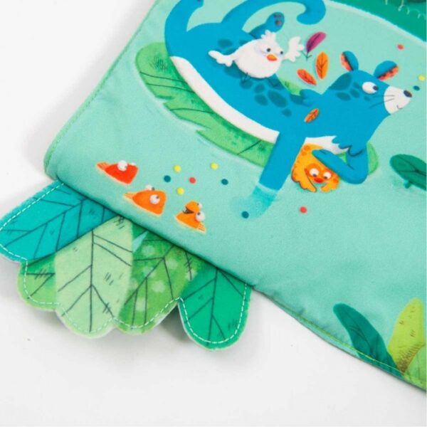 Grand livre activités DANS LA JUNGLE Moulin Roty