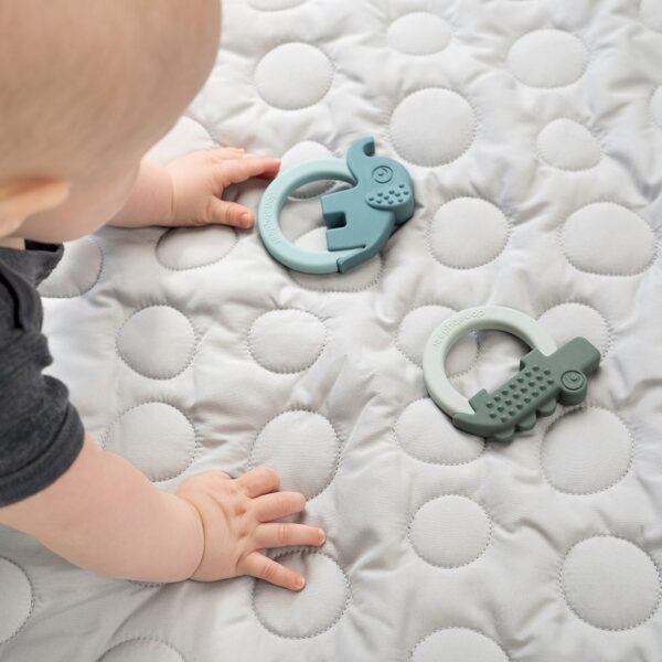 Jouets de dentition vert&bleu Done by Deer