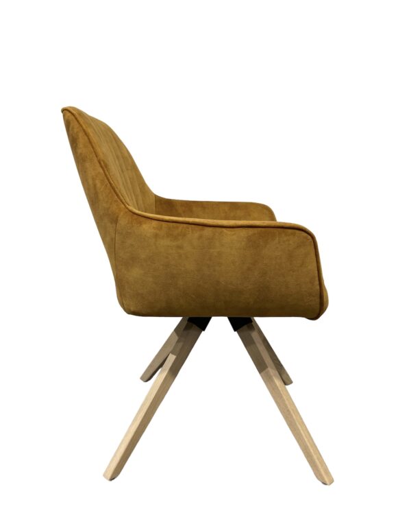 Chaise Astrid Hjort Knudsen