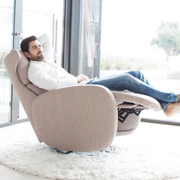 fauteuil_relax_kim_fama_sous_les_toits