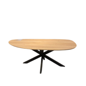 Table_nilsa_hjort_knudsen_sous_les_toits